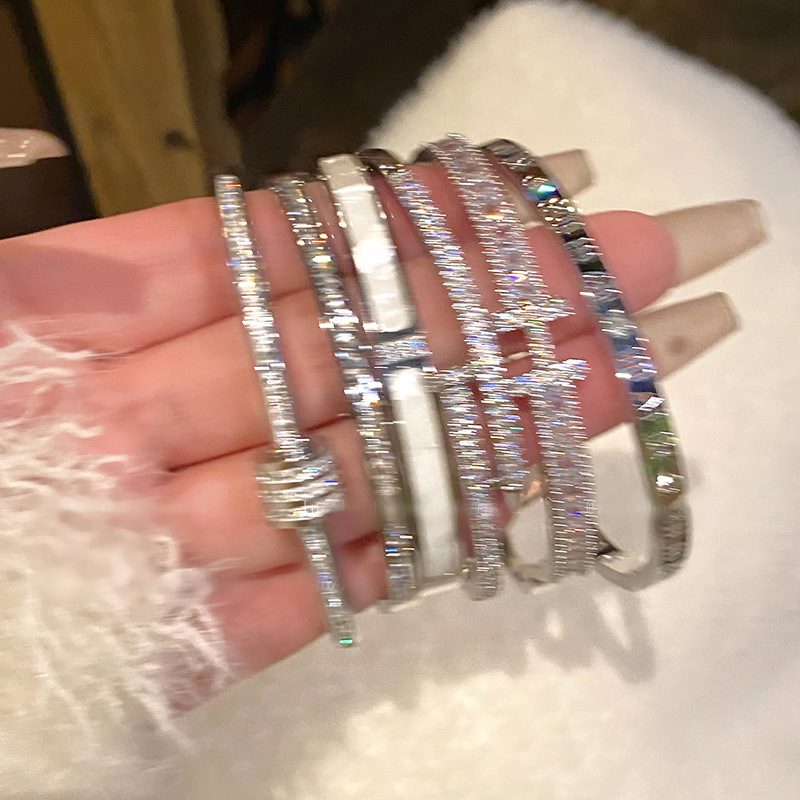 Premium Geometric Minimalist Luxury Zircon Bracelet