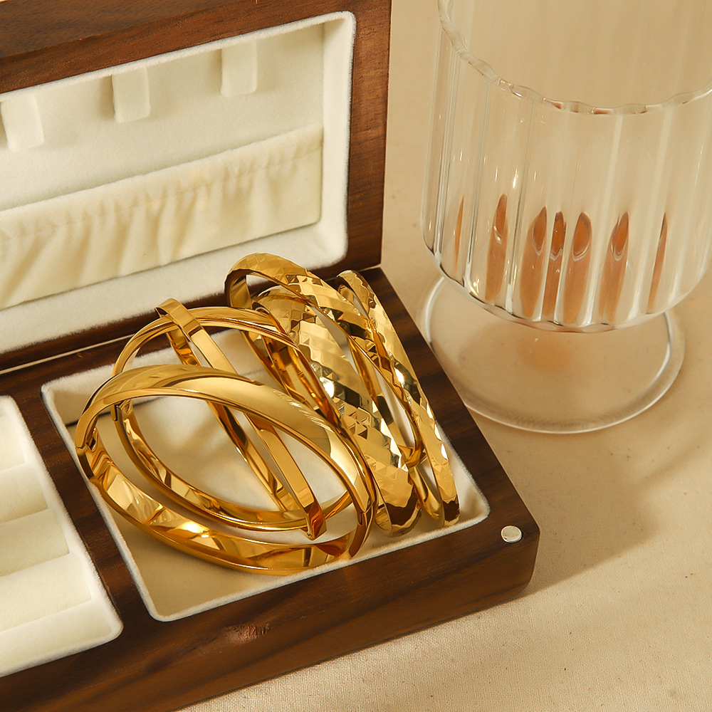 Stainless Steel 18K Gold Plated Premium Titanium Mini Bracelet - view 2