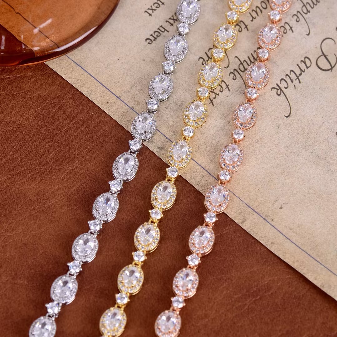 Geometric Luxury European & American Style Zircon Bracelet thumbnail 4