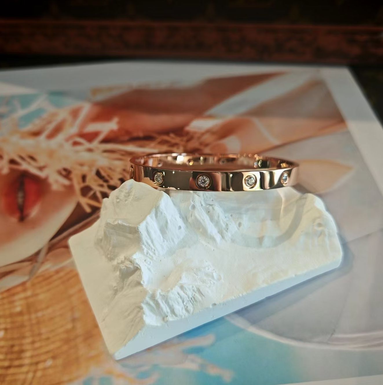 18K Gold Plated Titanium Steel Star Bracelet thumbnail 4