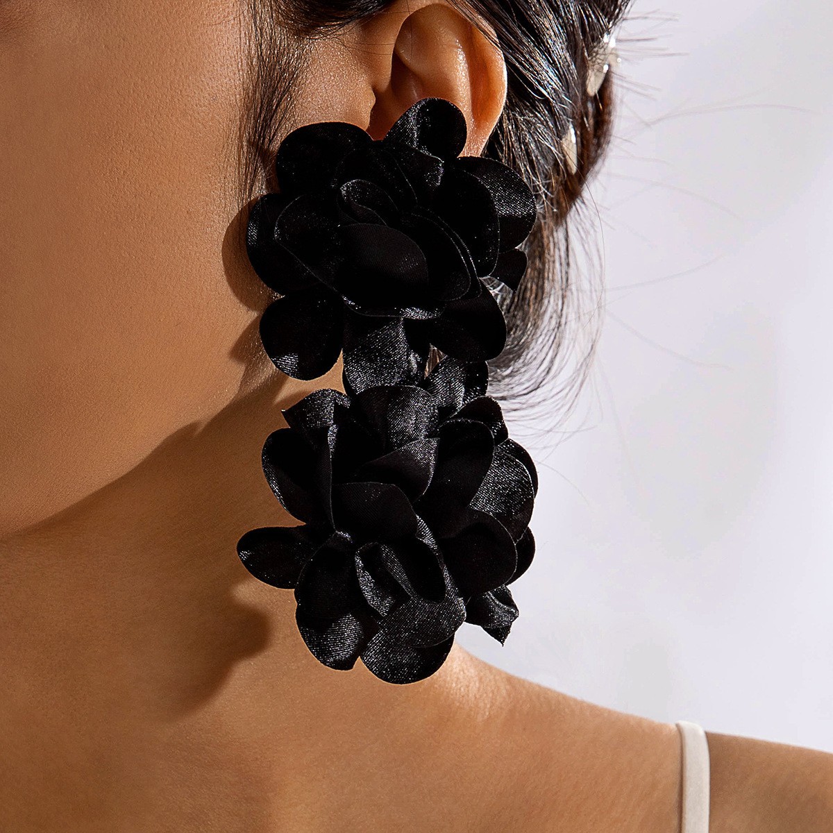 Studs European & American Style Pearl Flower Butterfly Earrings - view 2