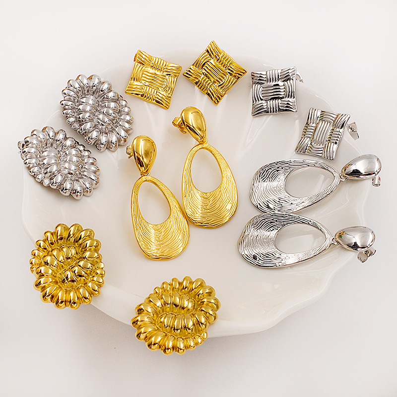 Titanium Steel Studs Hollow Geometric Vintage Luxury European & Ame Earrings