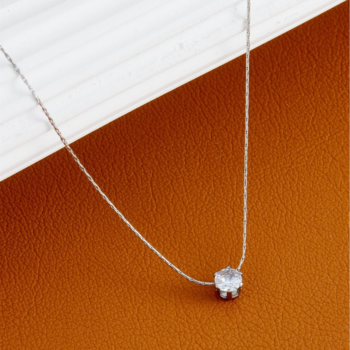 Minimalist Unique Zircon Necklace thumbnail 3