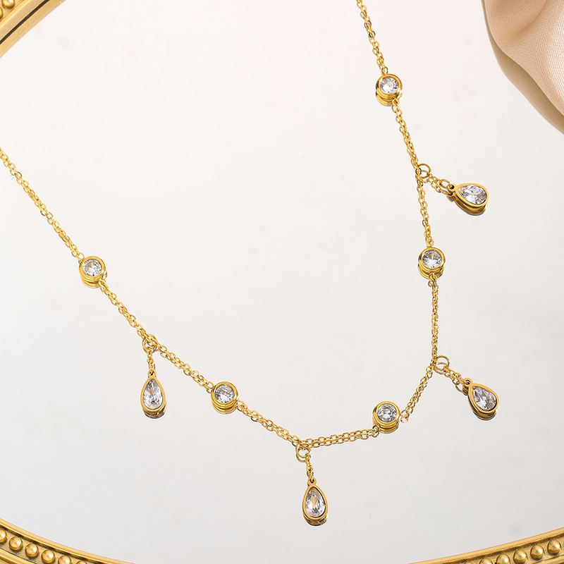 Stainless Steel Premium Titanium Jewelry Set Luxury European & Am Necklace - view 2