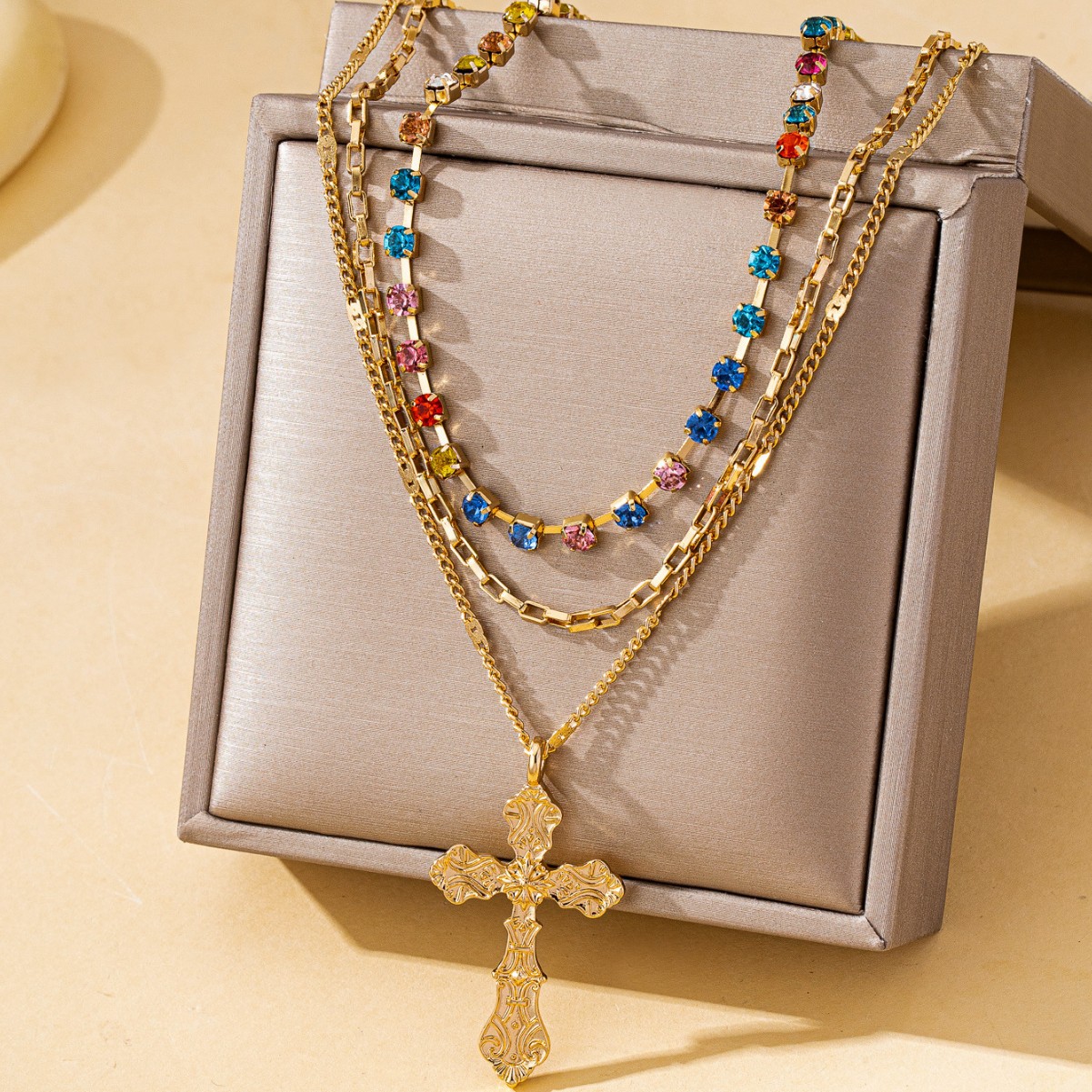 Cross European & American Style Crystal Necklace thumbnail 3