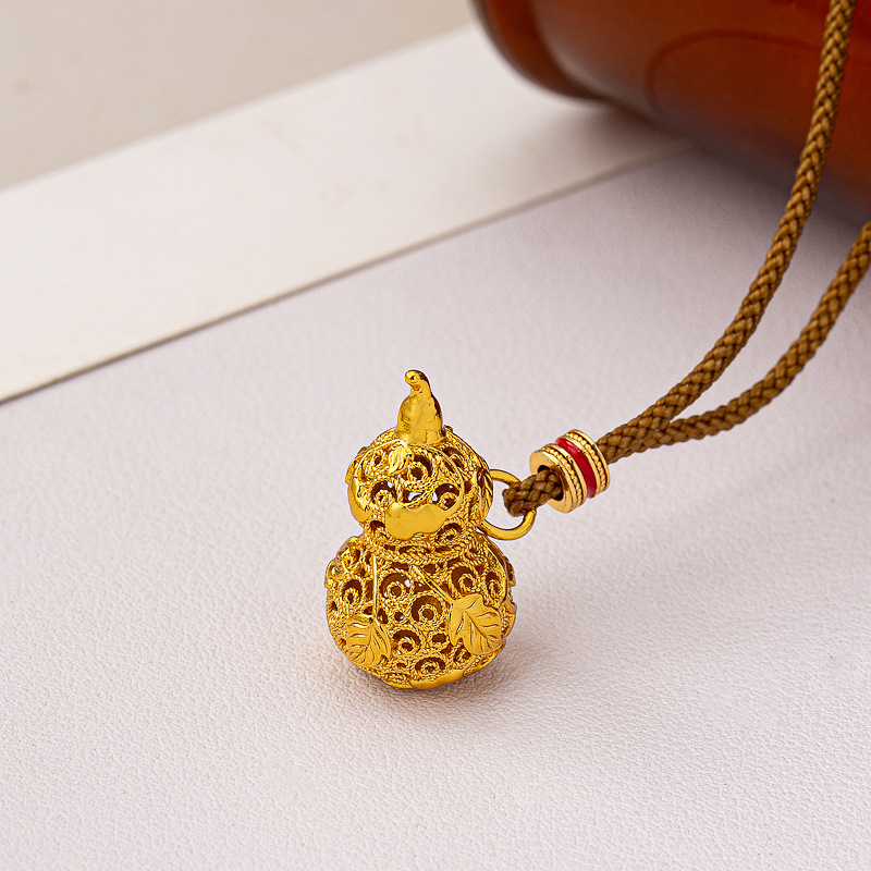 Premium Vintage Luxury Necklace - view 2