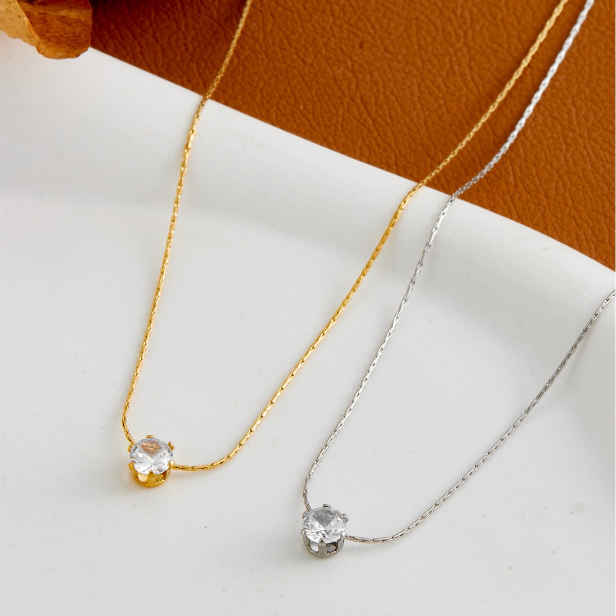 Minimalist Unique Zircon Necklace