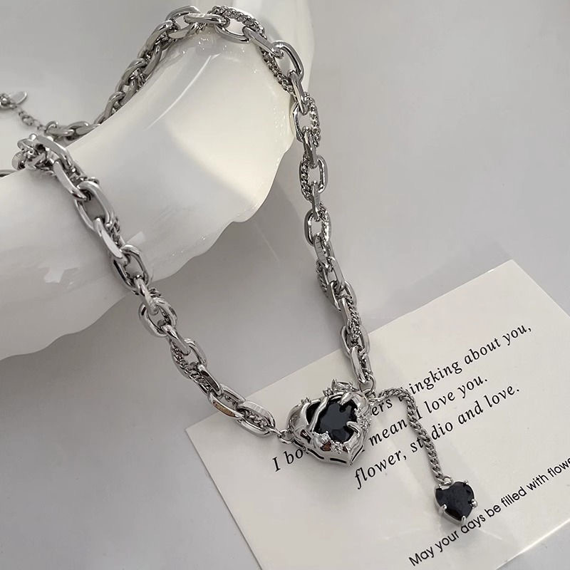 Titanium Steel Unique Zircon Heart Necklace - view 2