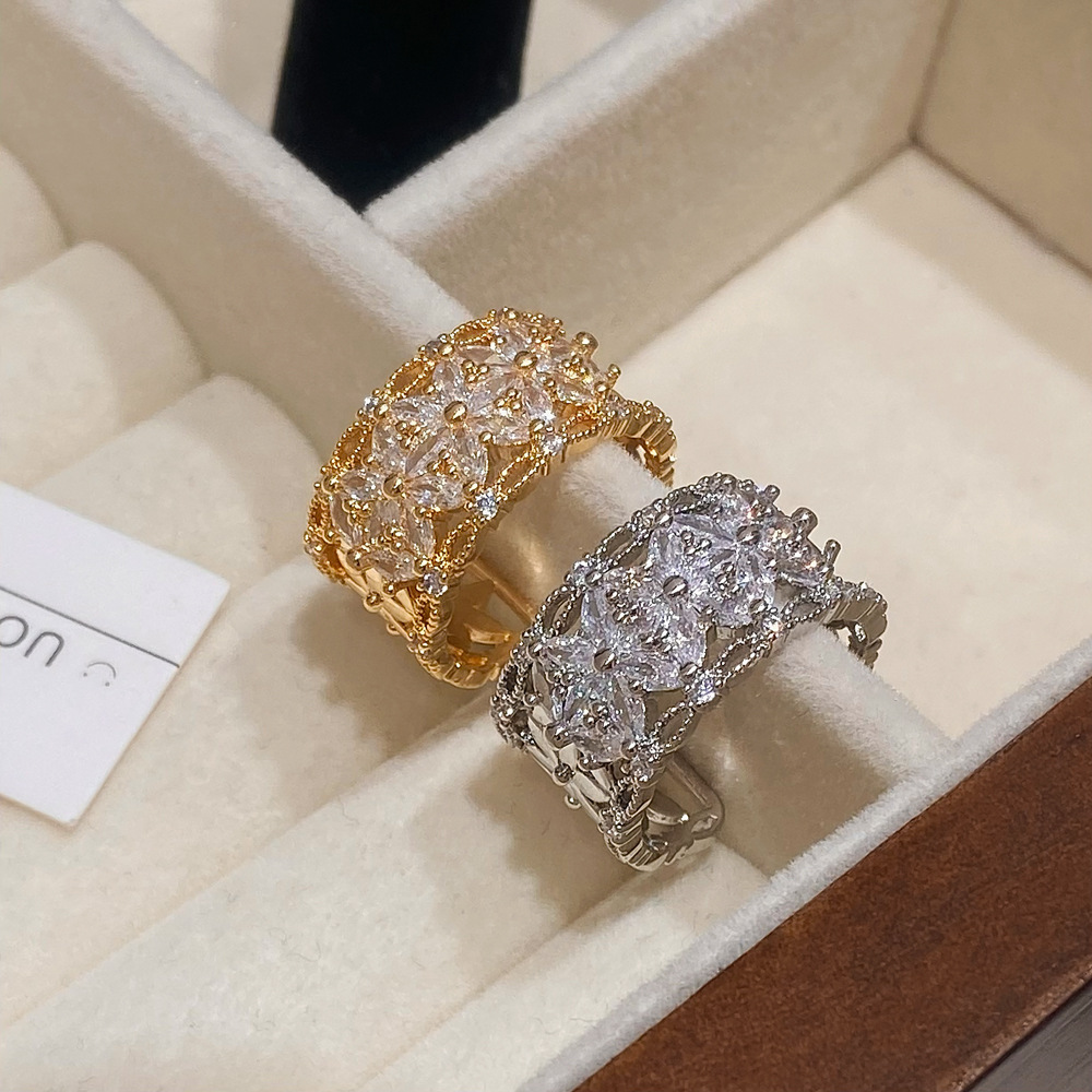 Premium Open Minimalist Zircon Flower Ring thumbnail 4