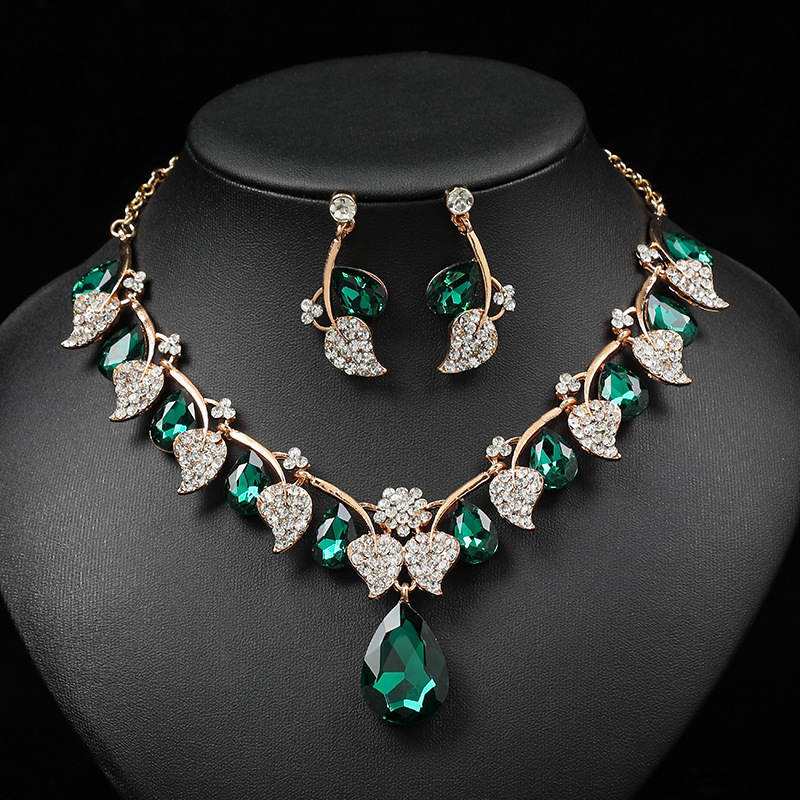 Necklace Vintage Water Drop Leaf Jewelry Set