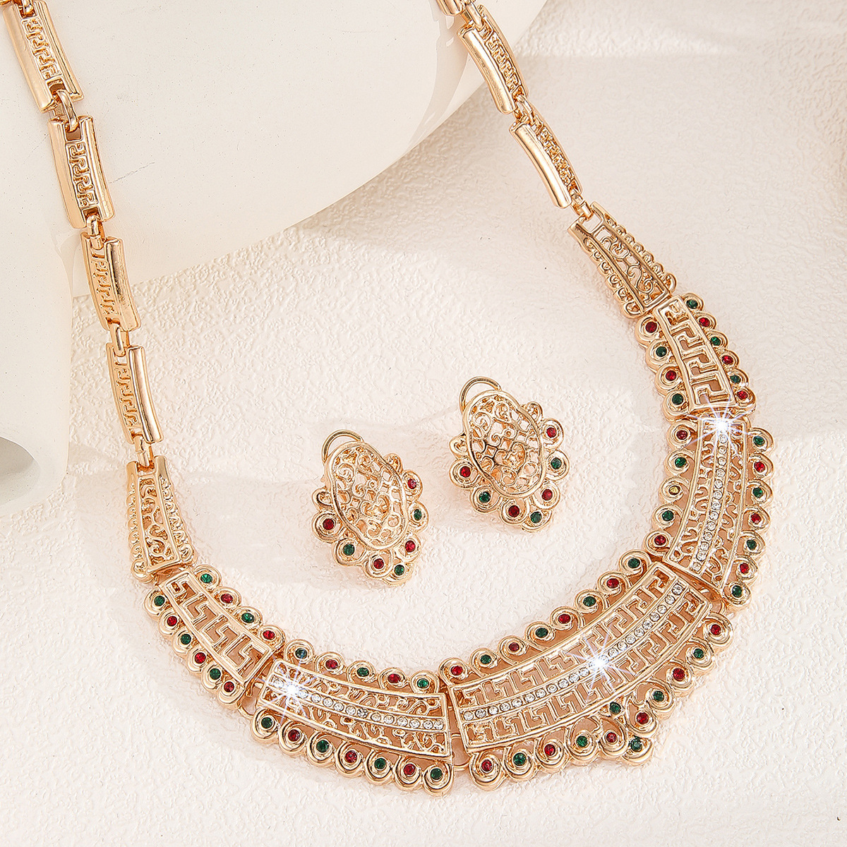 Alloy Necklace Earrings Hollow European & American Style Cry Jewelry Set thumbnail 3