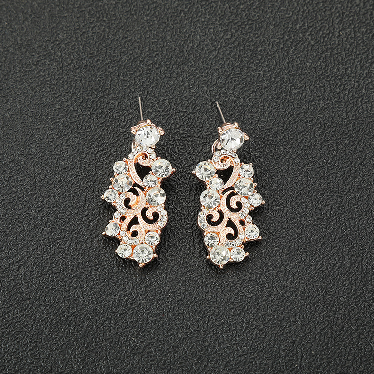 2-Piece Alloy Necklace Earrings Vintage European & Ameri Jewelry Set thumbnail 4