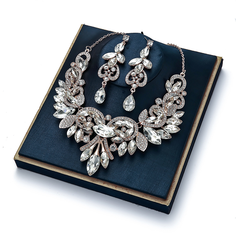 2-Piece Alloy Necklace Earrings Crystal Jewelry Set