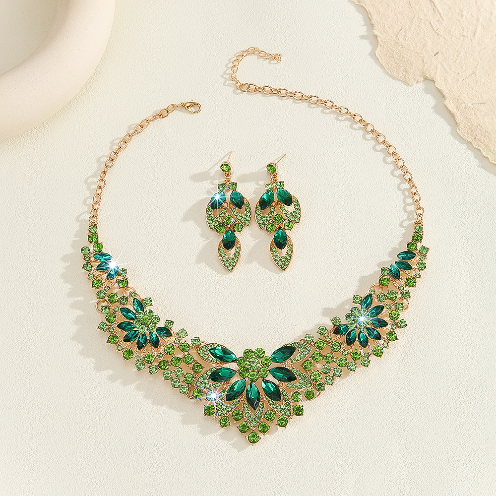 Alloy Necklace Earrings European & American Style Exaggerated Elegan Jewelry Set thumbnail 5