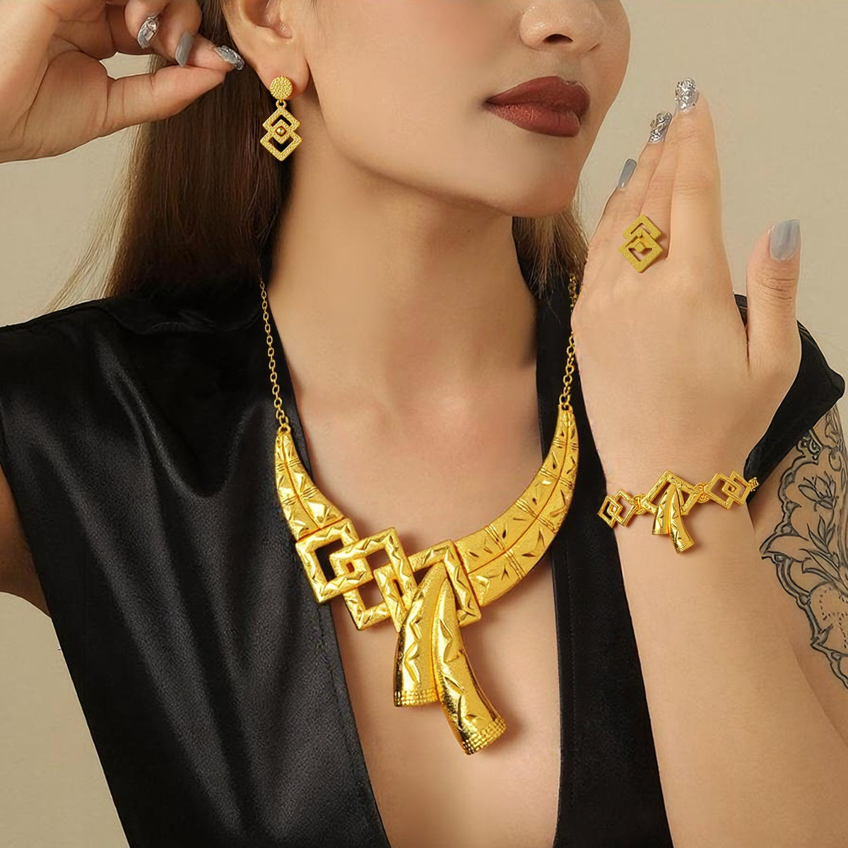 Ring Necklace Earrings Bracelet Exaggerated Dubai Middle East Africa Jewelry Set - view 2