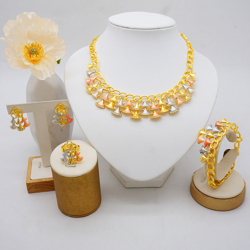 4-Piece Gold Plated Ring Necklace Earrings Bracelet Crystal Dubai Jewelry Set thumbnail 5